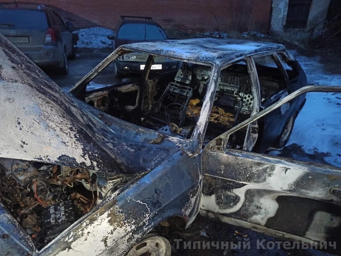 В Котельничском районе за одно утро сгорели две машины