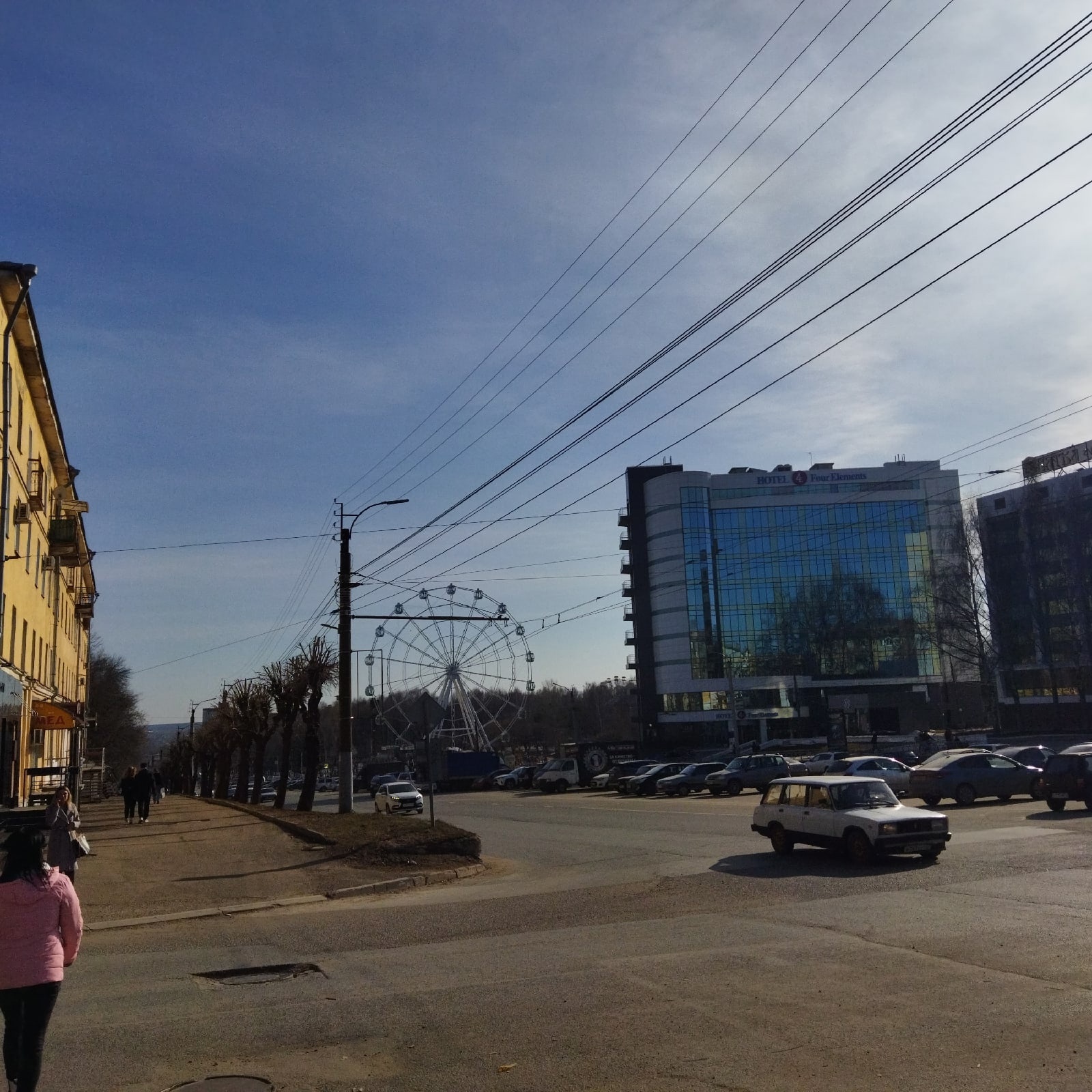 На одной из центральных улиц Кирова до 30 июня ограничат движение транспорта
