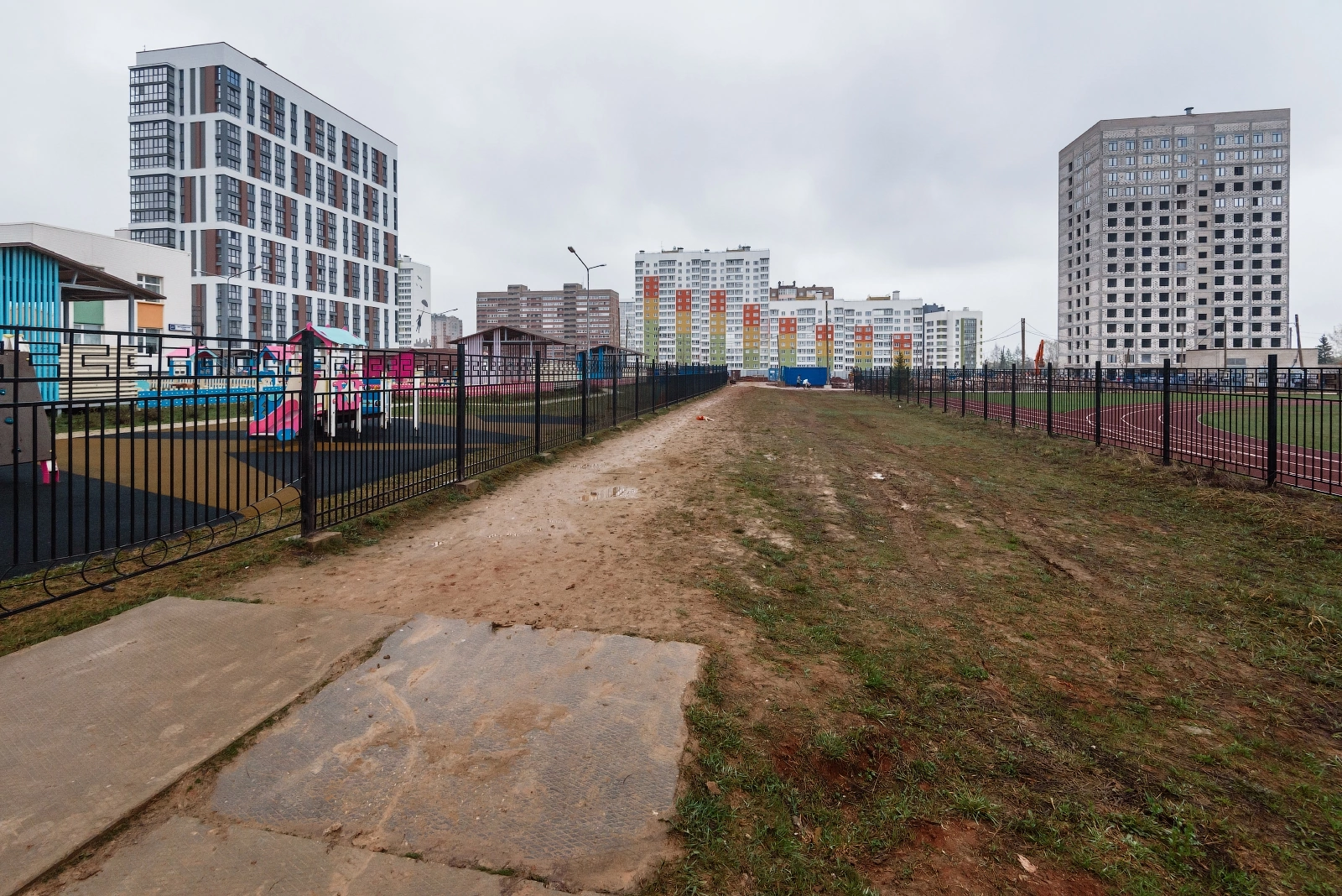 В Кирове у детского сада №27 благоустроят пешеходную зону