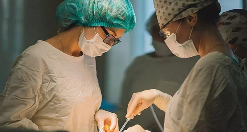 Кировские врачи спасли жизнь 24-летнему мужчине с гнойным воспалением клапана сердца