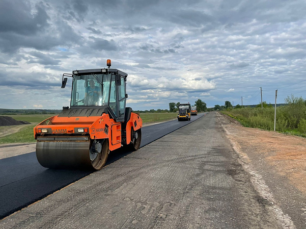 Еще 14 муниципалитетов заключили договоры на ремонт в рамках "дорожного миллиарда"