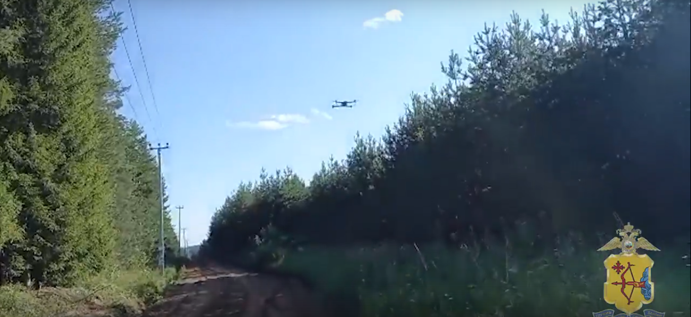 В Кировской области заблудившегося в лесу ребенка нашли с помощью дрона