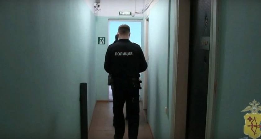 В Кировской области подросток залез в чужой дом, украв у хозяина запчасти для мотоцикла 