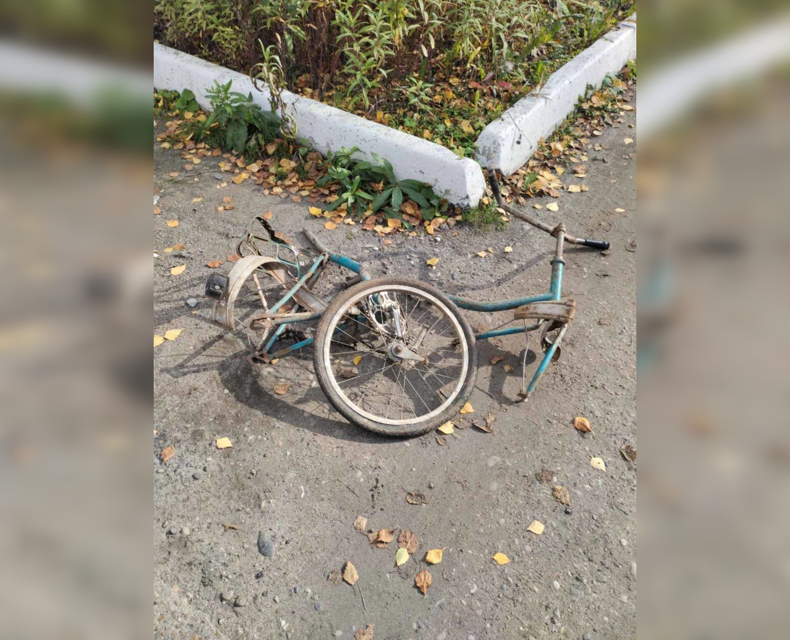 В Кировской области водитель сбил велосипедиста и оставил его умирать на дороге