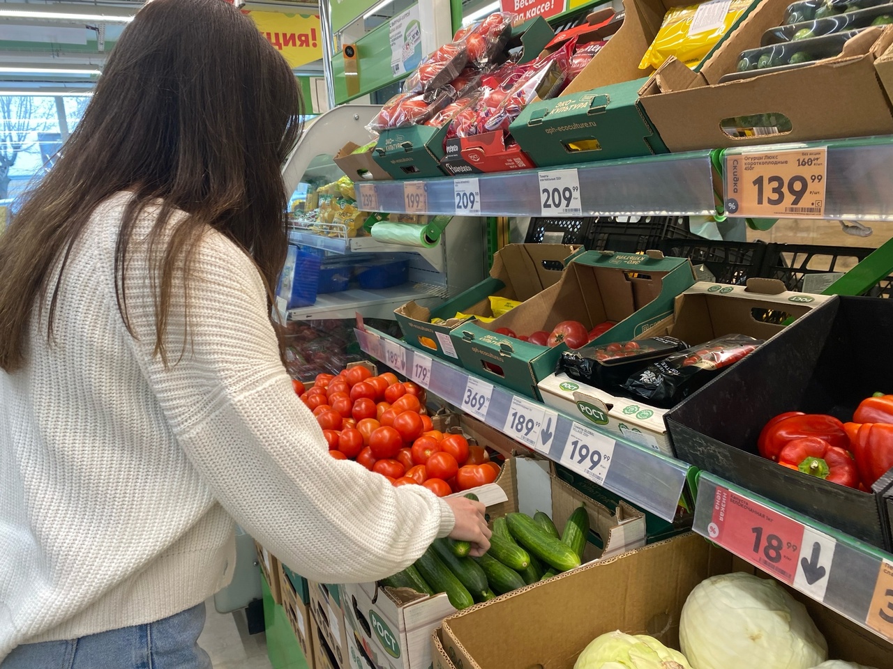 Дороже на 21%: жителей Кировской области возмущают цены на овощи
