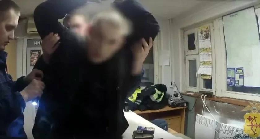 Полиция задержала пьяного 18-летнего бесправника в Кирове