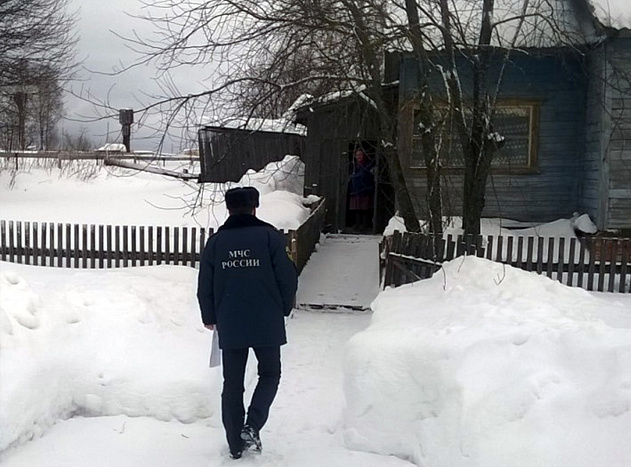Из-за грядущих морозов по поручению главы региона усилят противопожарные рейды в Кировской области 