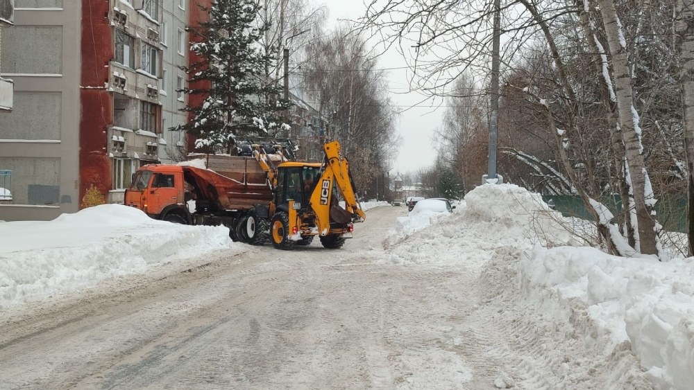 Внимание автовладельцев: опубликован график вывоза снега в Кирове с 25 на 26 января