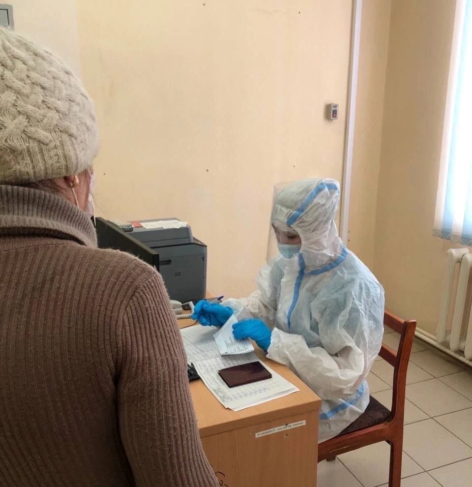 В Кировской области госпитализировали 61 заболевшего коронавирусом