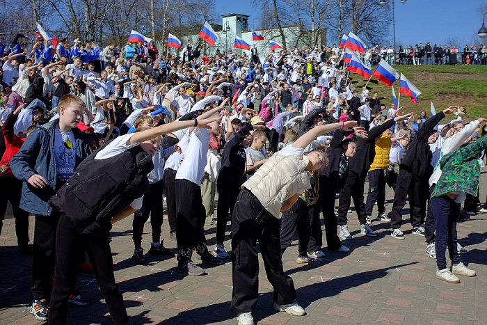 Кировчане стали участниками самой масштабной зарядки в России