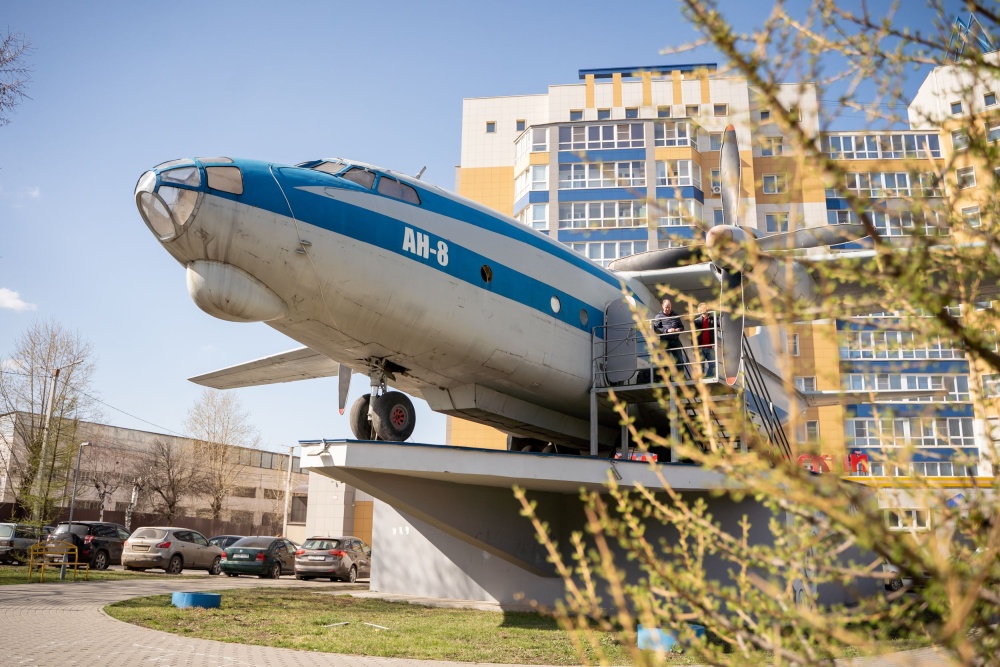 В Кирове восстановят памятник-самолет на площади Можайского