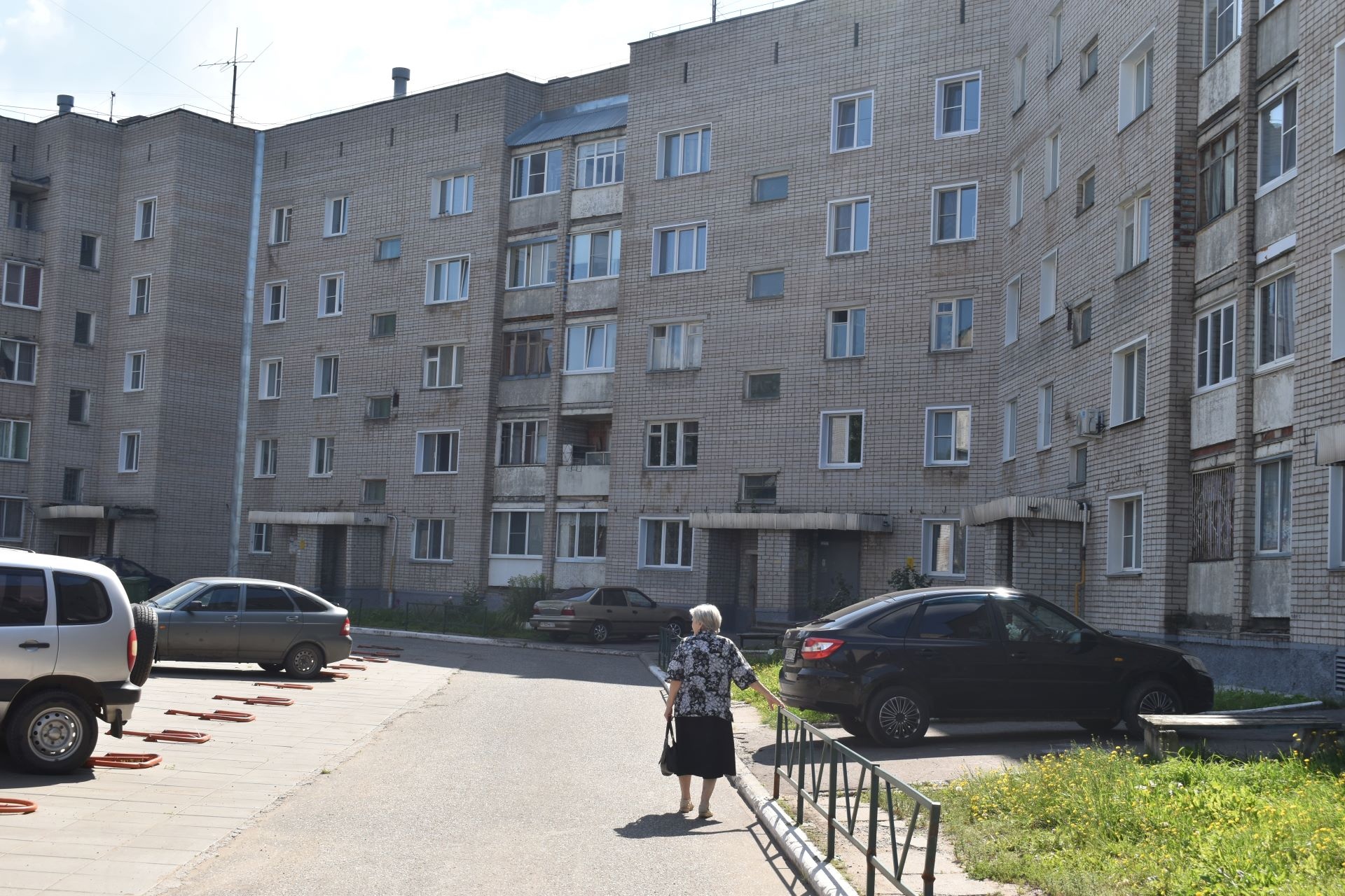 83-летнюю кировчанку обманули почти на полтора миллиона рублей
