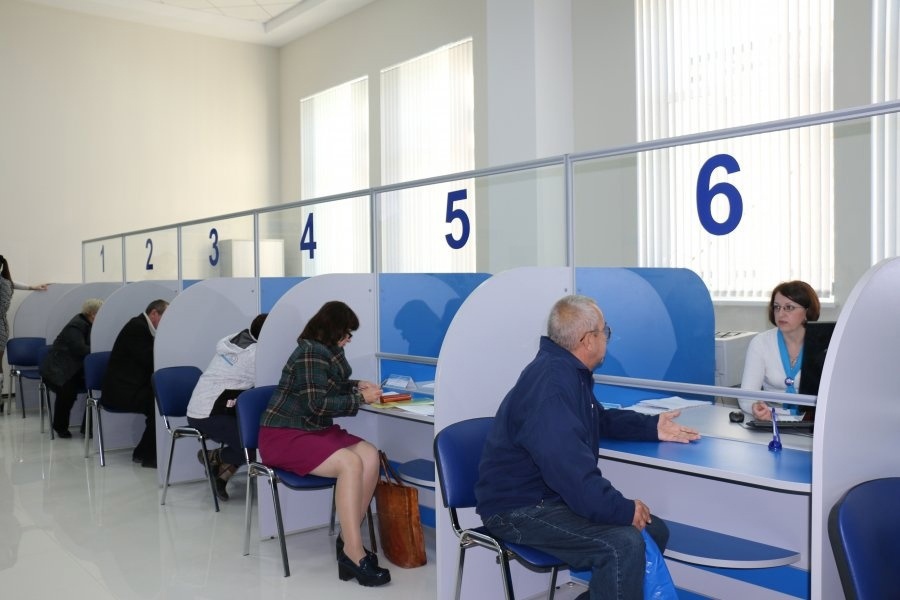 Жителям Кировской области рассказали о сроках выплат пособий в мае