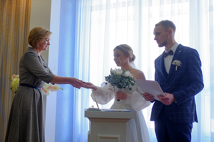Вопреки традициям и поверьям: кировчане стали чаще регистрировать браки в мае