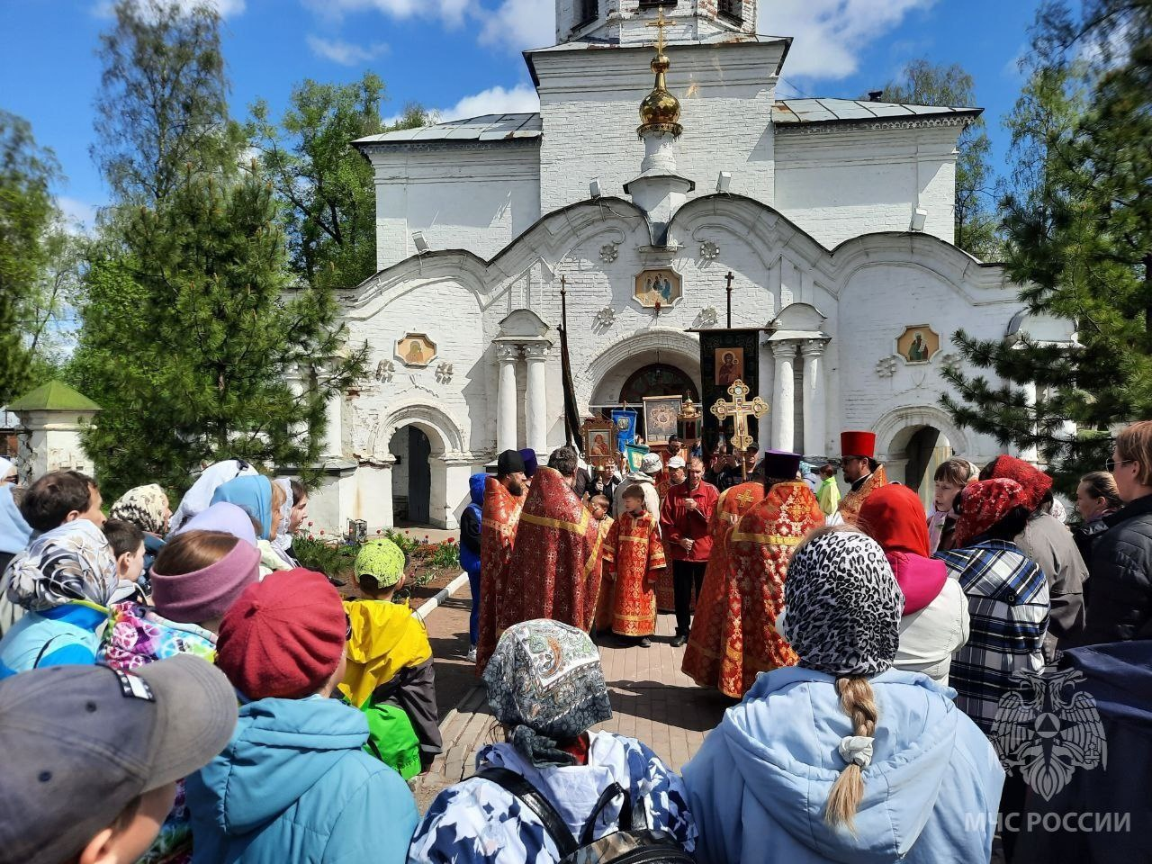 В Слободском прошел ежегодный крестный ход с иконой "Неопалимая купина"