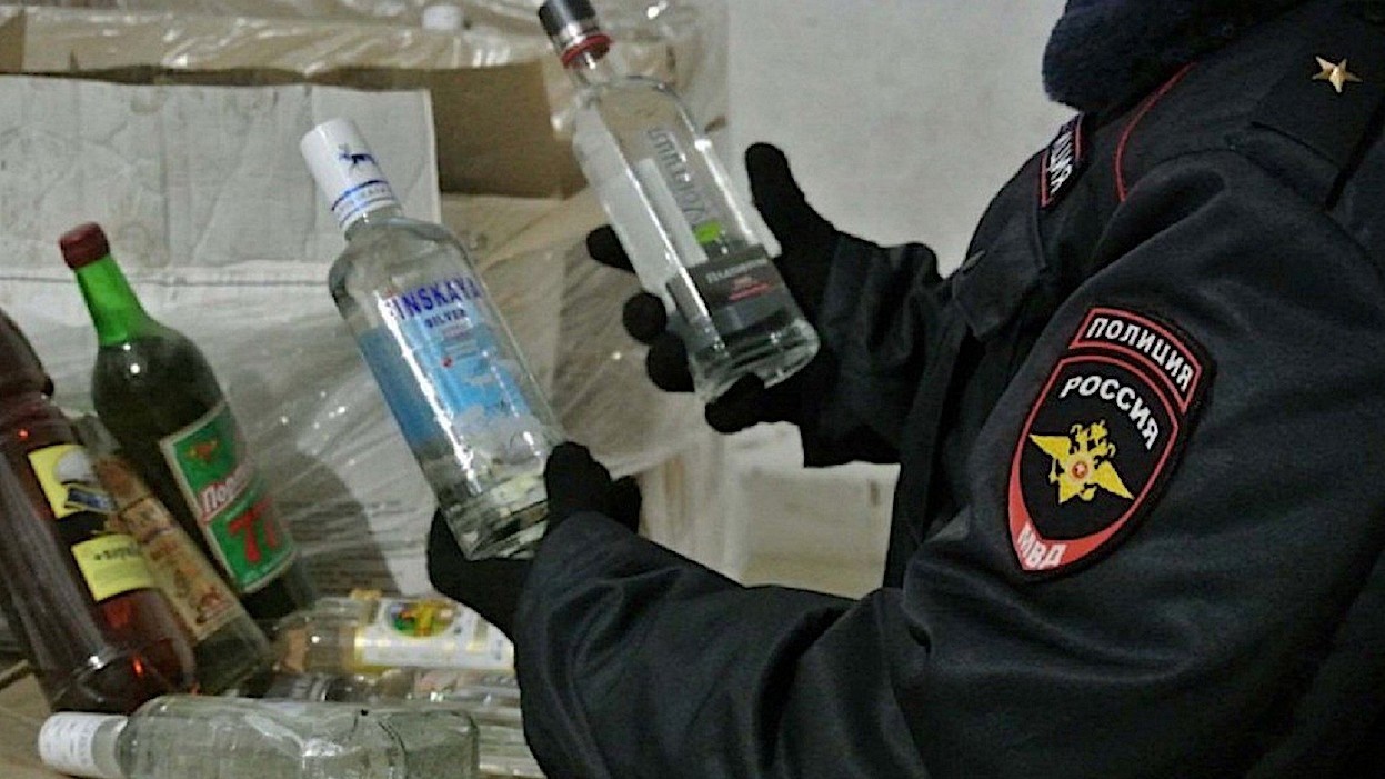 Кировчанин хранил немаркированный алкоголь и сигареты на сумму 1,1 млн рублей