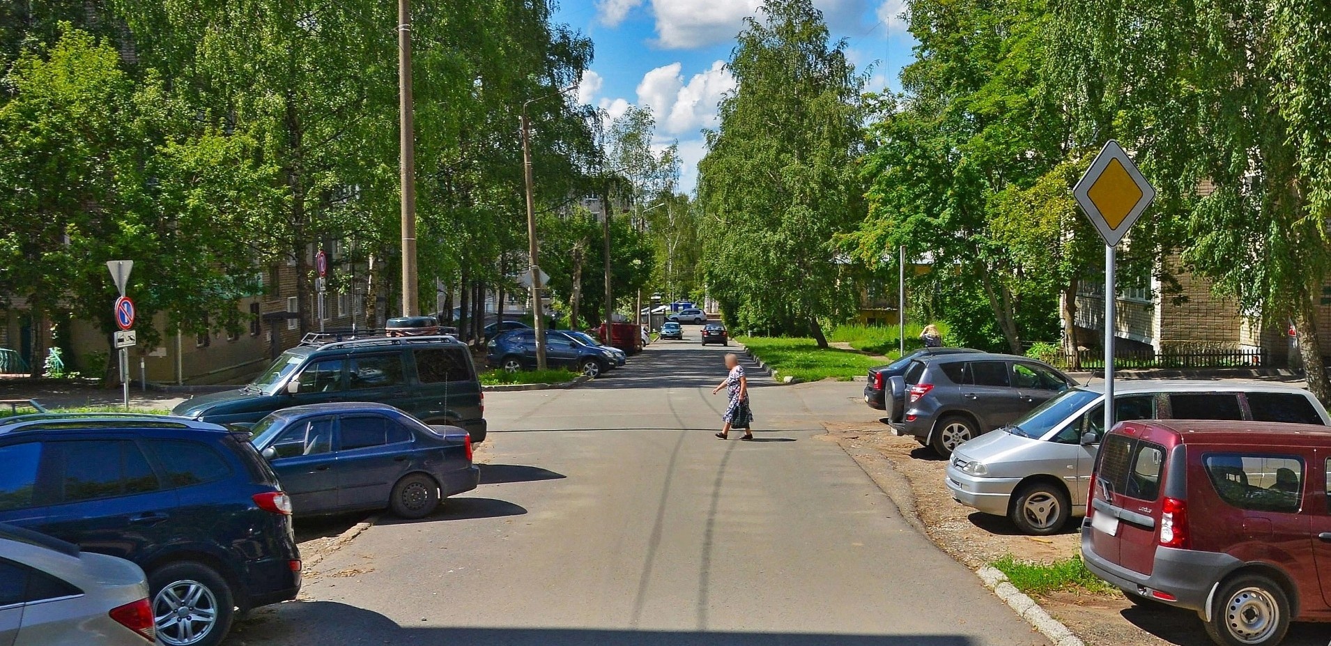 В Кирове из-за ремонта трубопровода перекрыли движение на улице Пятницкой