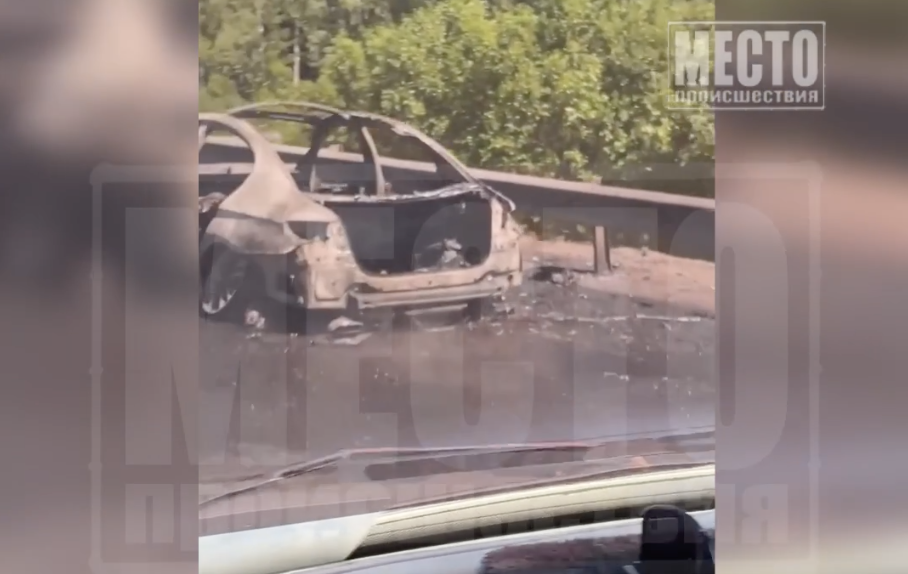 На трассе в Кировской области сгорела иномарка