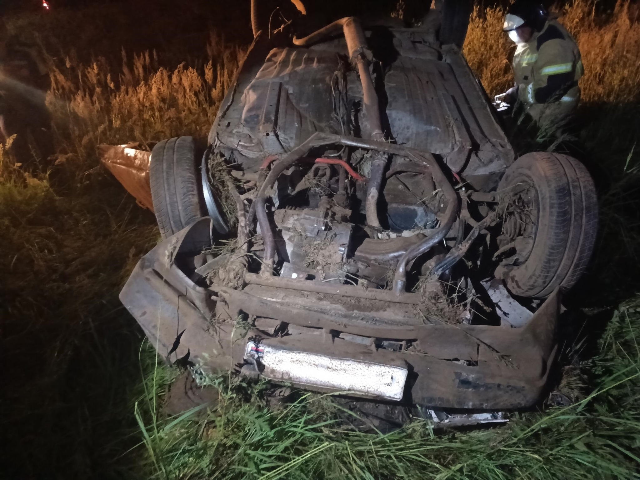 В Малмыжском районе водитель "восьмерки" разбился насмерть, вылетев в кювет