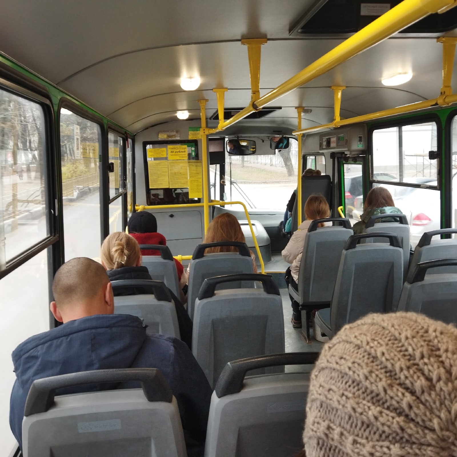 Всего 12 процентов пассажиров автобусов АТП в Кирове экономят на проезде 