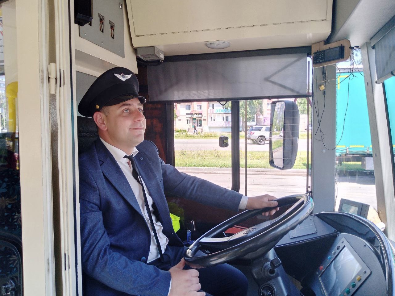 Кировчанин поборется за звание лучшего водителя троллейбуса России