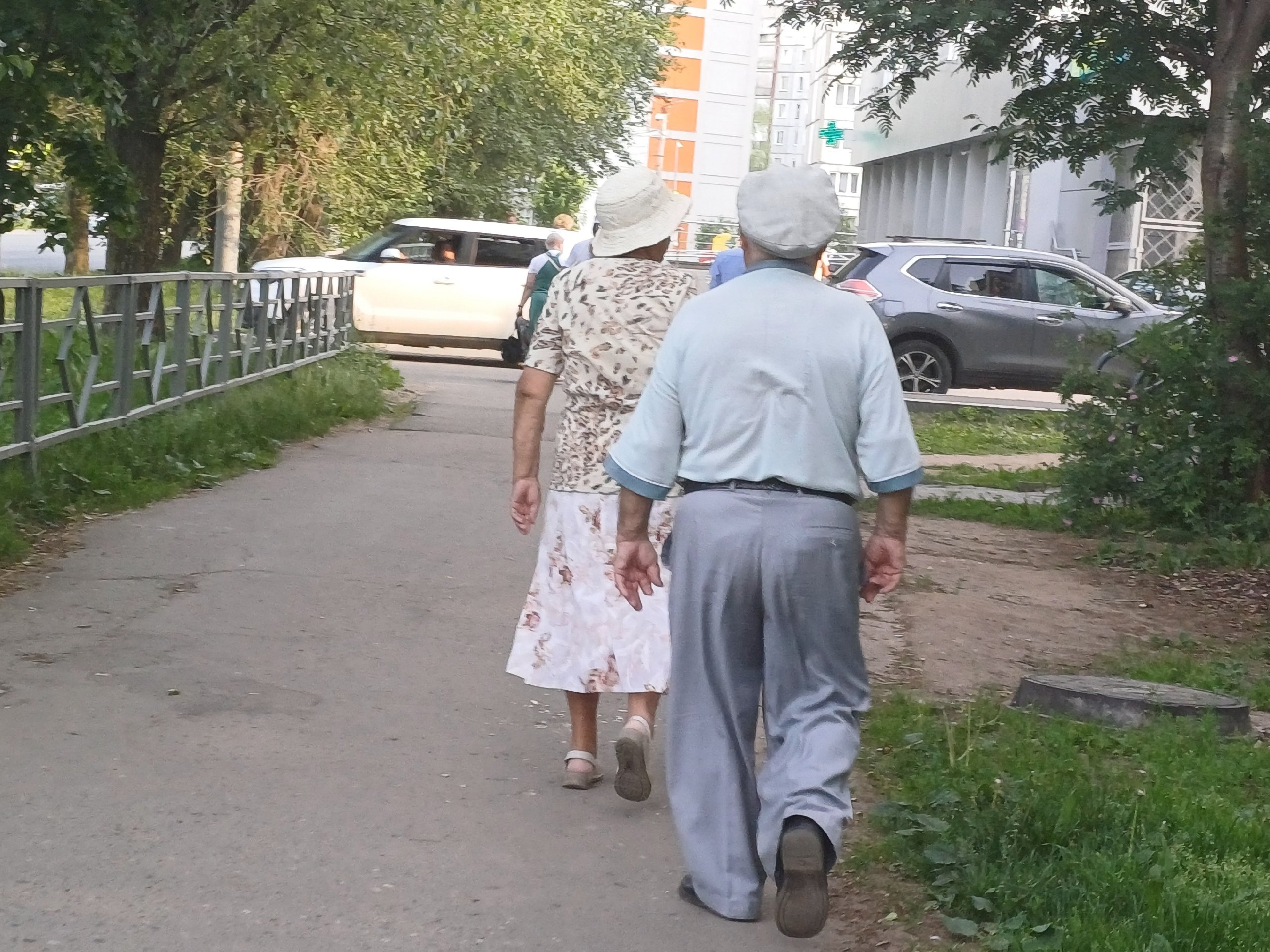 Люди не верят своему счастью: пенсионный возраст снизят до 55-60 лет