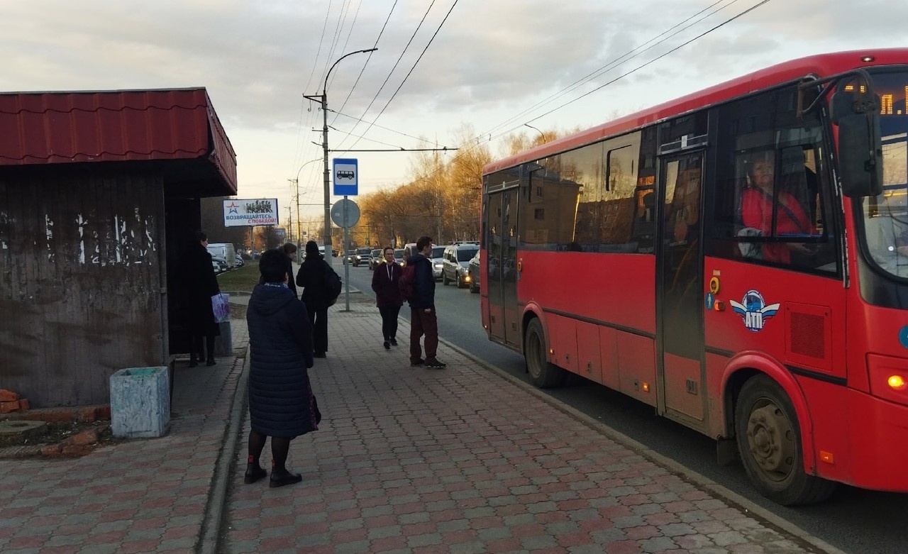 В Покровскую субботу в Кирове запустят специальные рейсы к местам захоронений