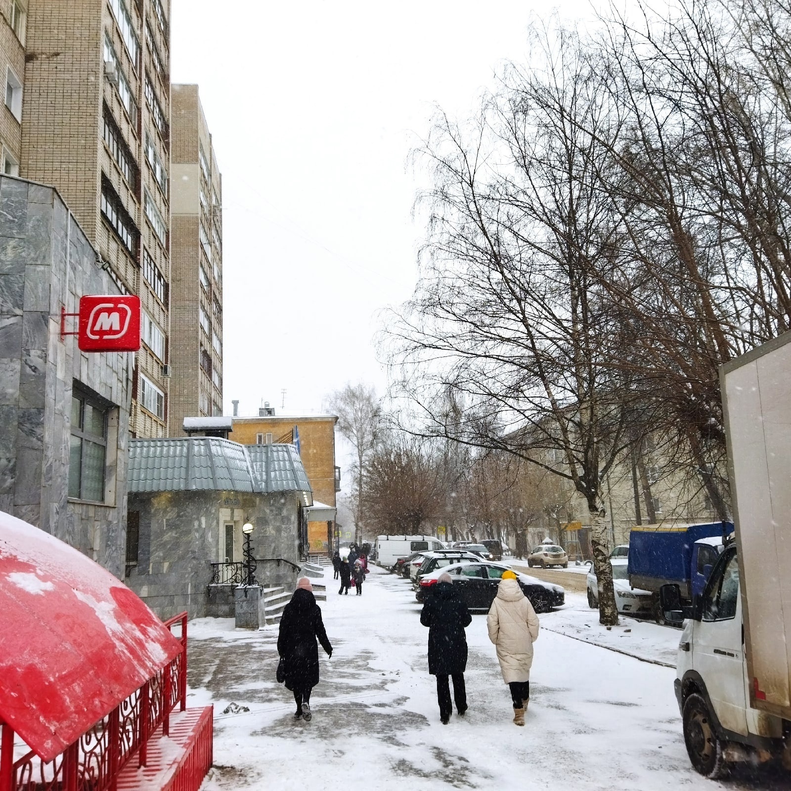 "С 6 января все станет бесплатным": "Пятерочка", "Ашан" и "Магнит" приняли решение