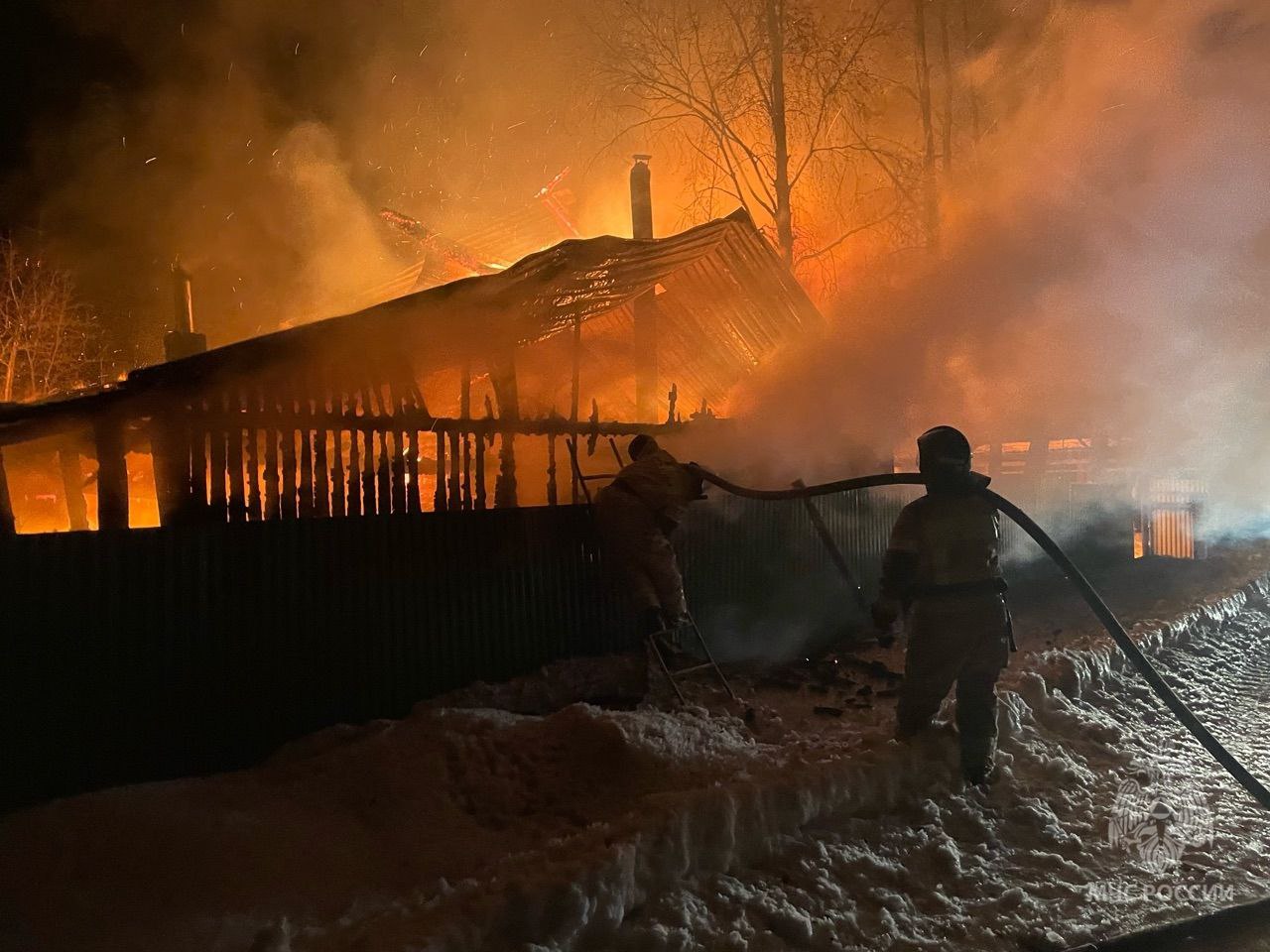 Шесть пожаров случилось в Кировской области за сутки, 25 января