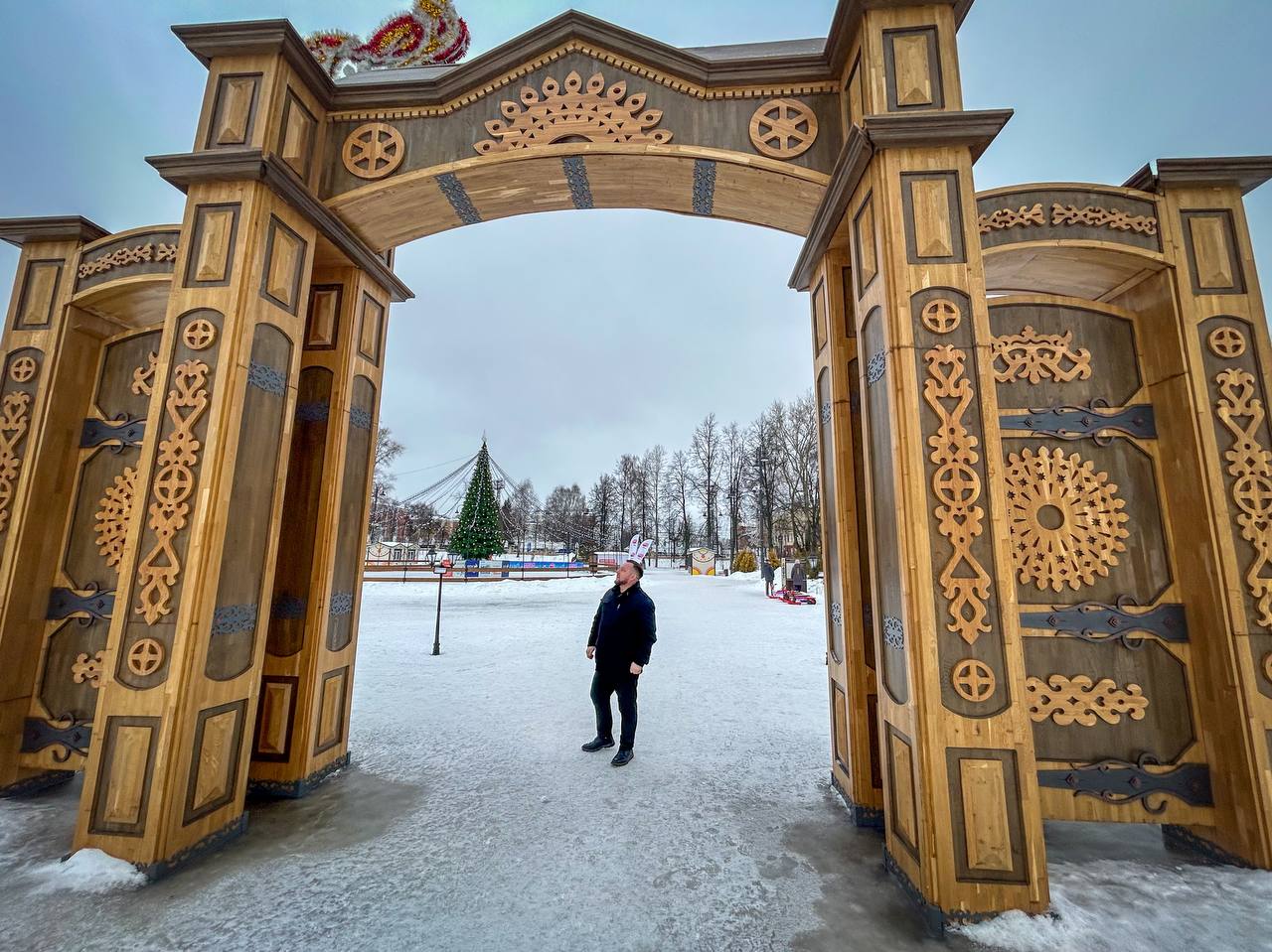 Вячеслав Симаков пообещал, что кировские "Ворота русского севера" не рухнут