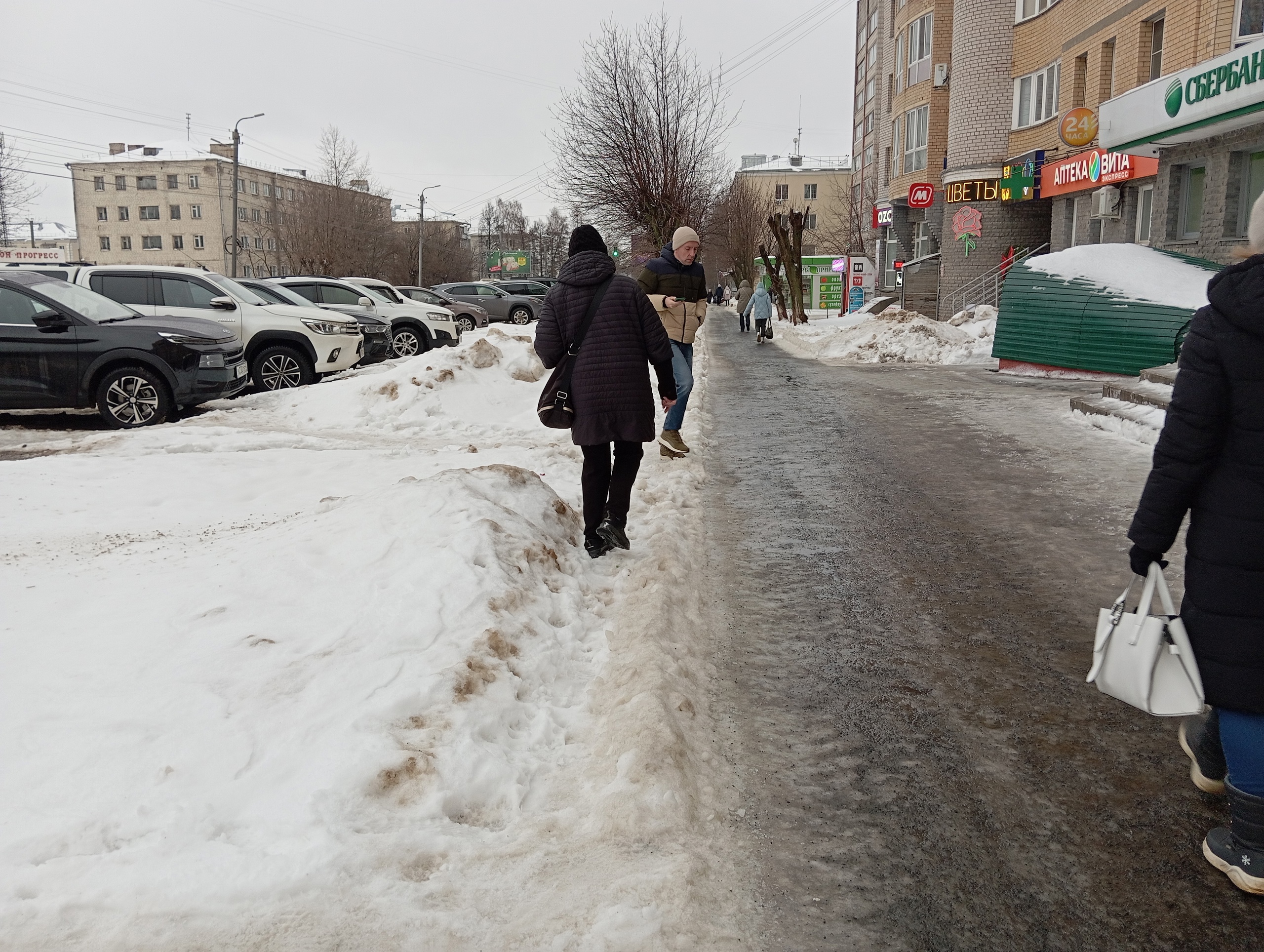 Вытворяю простой дедушкин трюк с обувью не парюсь из-за гололеда: ни разу за всю зиму не упал