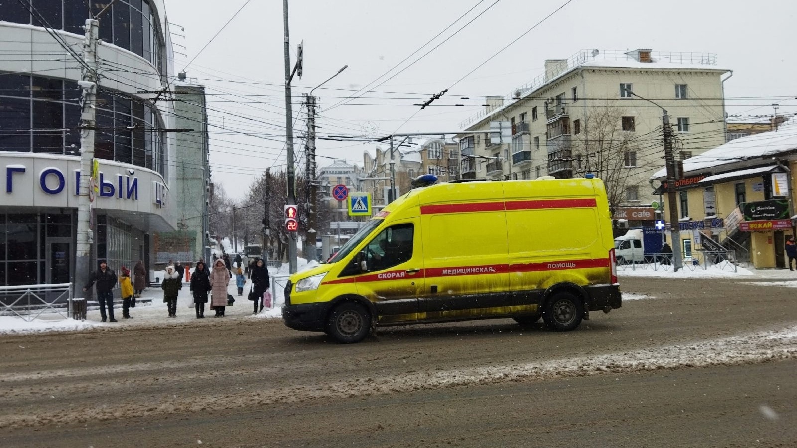 В Подосиновском районе сотрудника организации нашли без признаков жизни