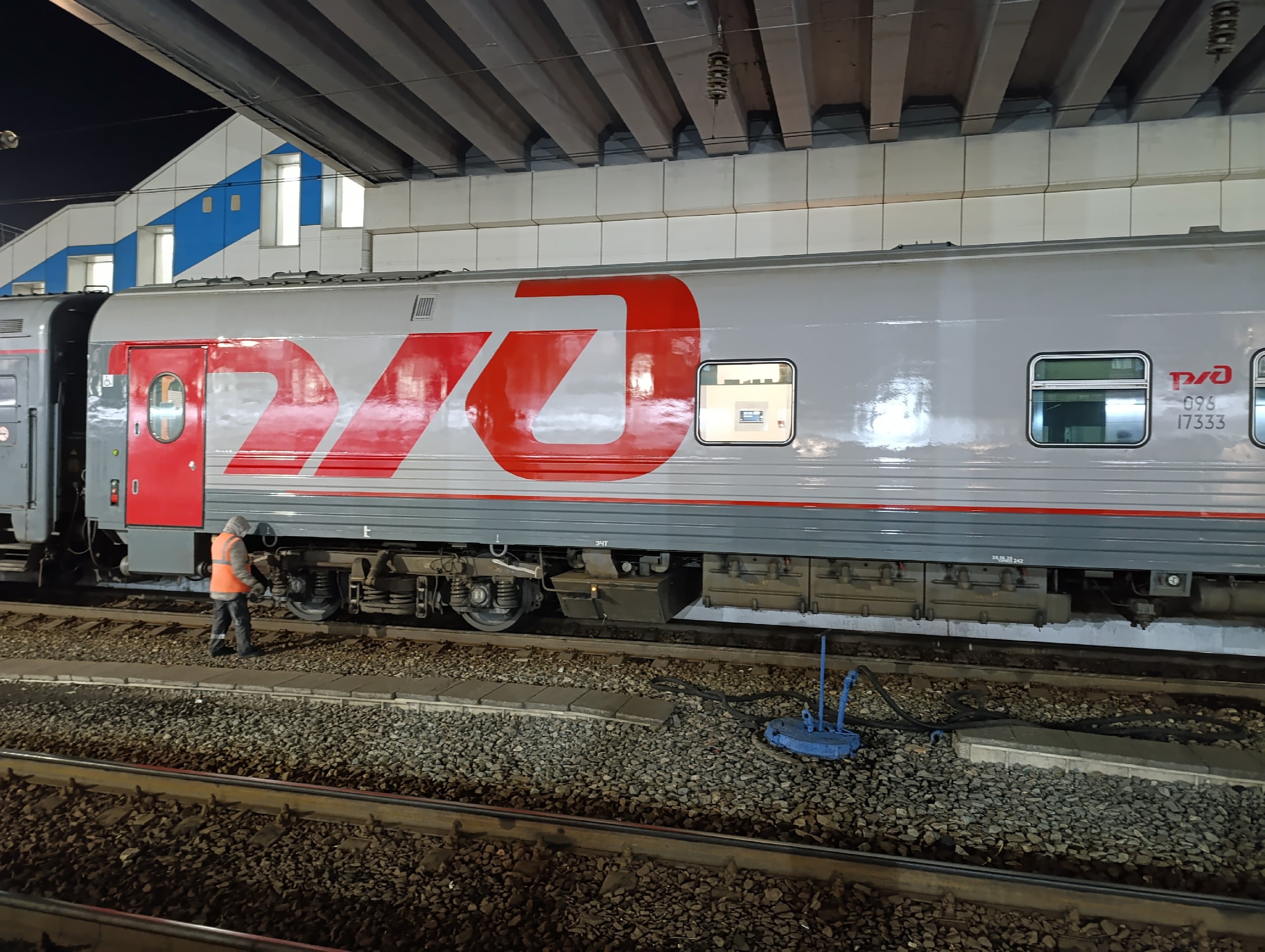 Вот как ехать в поезде без соседей: это действительно работает - совет от опытных туристов